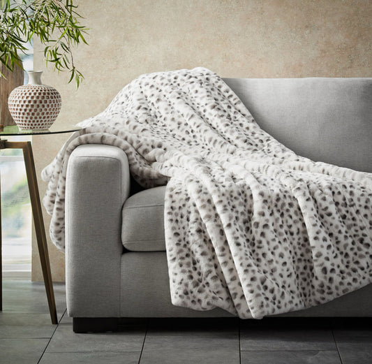 Luxury Throw